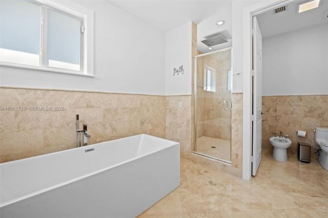 6061 SW 13th St, West Miami, FL 33144