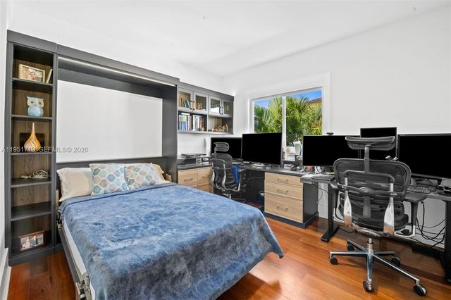 6061 SW 13th St, West Miami, FL 33144