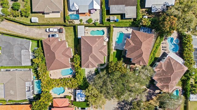 6061 SW 13th St, West Miami, FL 33144