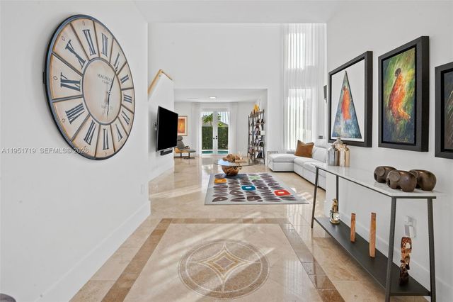 6061 SW 13th St, West Miami, FL 33144