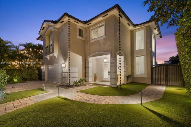 6061 SW 13th St, West Miami, FL 33144