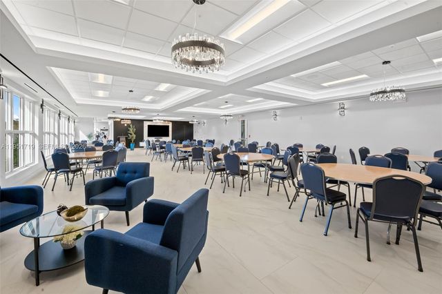 6061 SW 13th St, West Miami, FL 33144