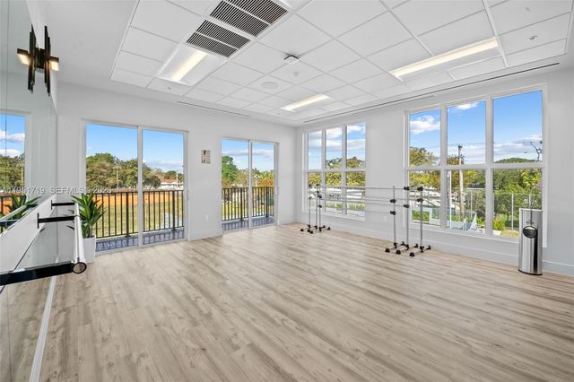 6061 SW 13th St, West Miami, FL 33144