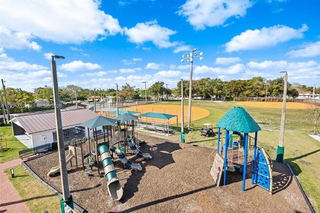 6061 SW 13th St, West Miami, FL 33144