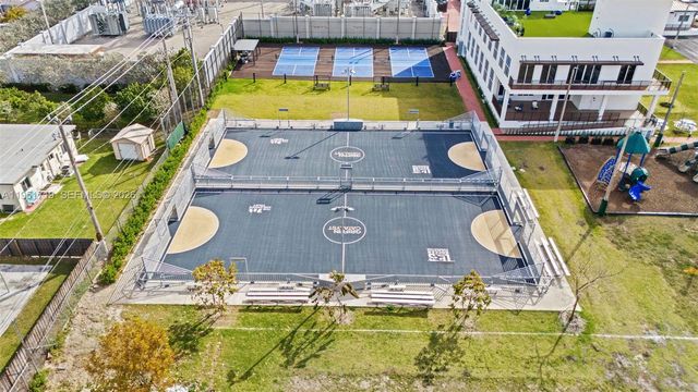 6061 SW 13th St, West Miami, FL 33144