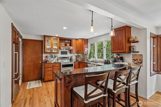 2019 214th Street SW, Brier, WA 98036