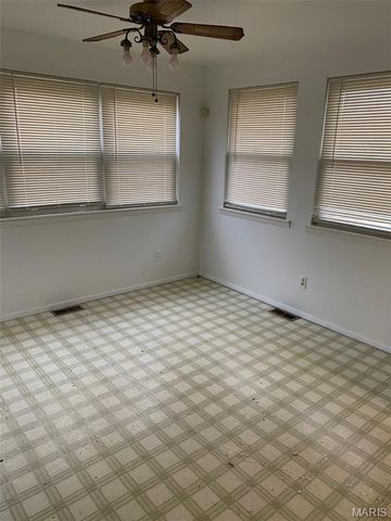244 Presley Drive, St Louis, MO 63137