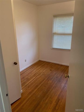 244 Presley Drive, St Louis, MO 63137