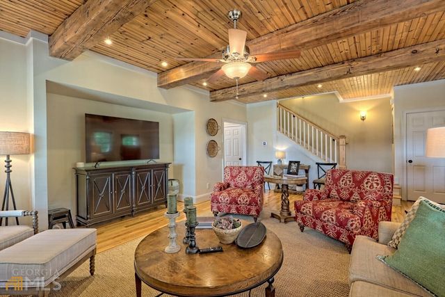 643 Washington Street, Clarkesville, GA 30523