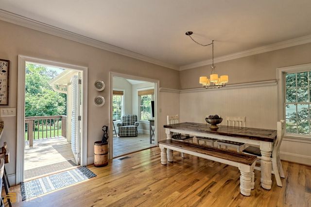 643 Washington Street, Clarkesville, GA 30523