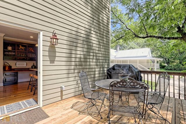 643 Washington Street, Clarkesville, GA 30523