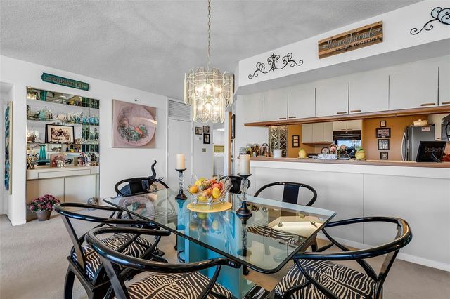 2110 HARBOURSIDE DRIVE 523, Longboat Key, FL 34228