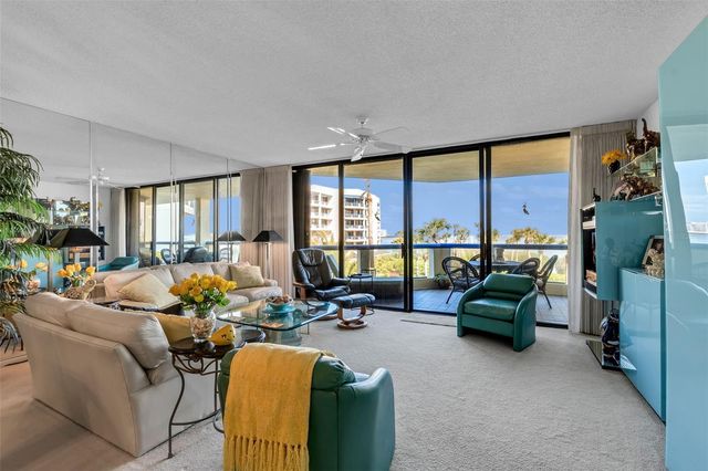 2110 HARBOURSIDE DRIVE 523, Longboat Key, FL 34228