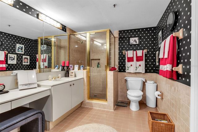 2110 HARBOURSIDE DRIVE 523, Longboat Key, FL 34228