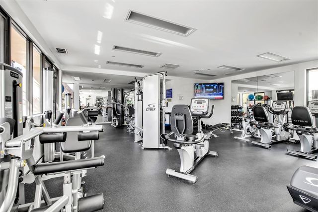 2110 HARBOURSIDE DRIVE 523, Longboat Key, FL 34228