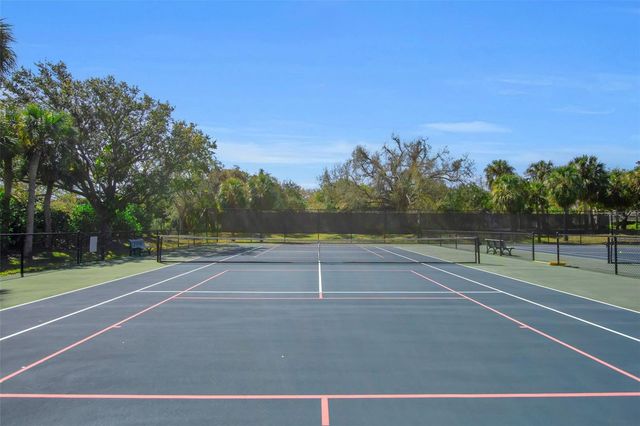 2110 HARBOURSIDE DRIVE 523, Longboat Key, FL 34228