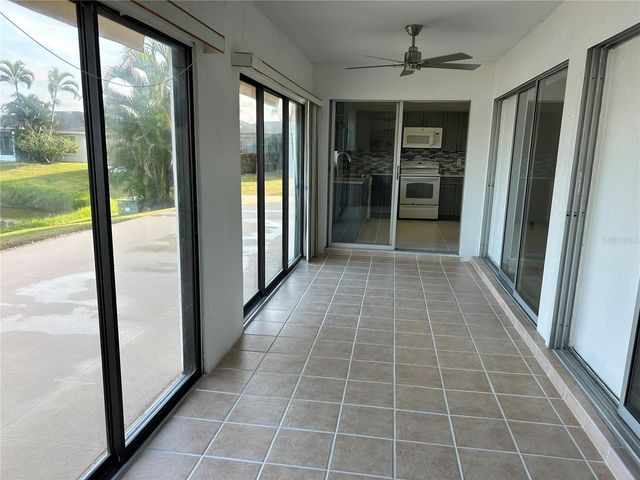 8611 51ST AVENUE W, Bradenton, FL 34210