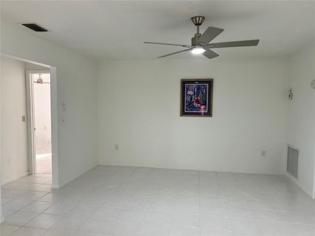 8611 51ST AVENUE W, Bradenton, FL 34210