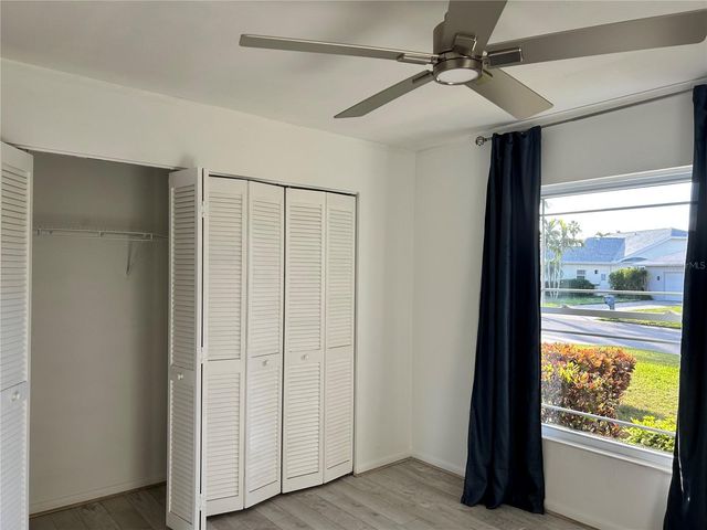 8611 51ST AVENUE W, Bradenton, FL 34210