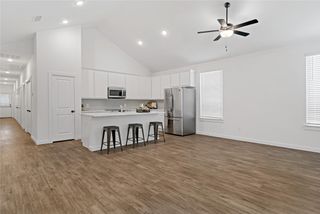 1301 S Bells Avenue, Denison, TX 75020