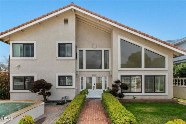 2222 Pier Avenue, Santa Monica, CA 90405