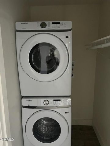 2222 Pier Avenue, Santa Monica, CA 90405