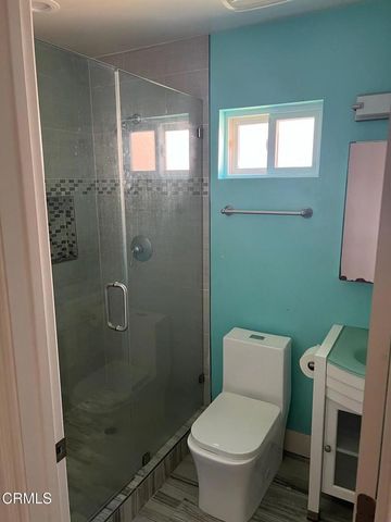 2222 Pier Avenue, Santa Monica, CA 90405