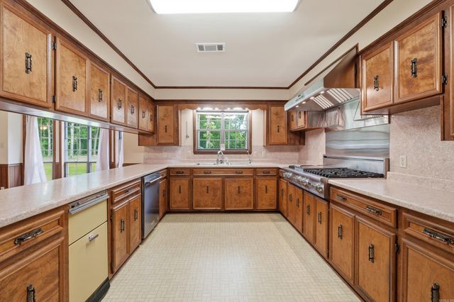 38 Garrett Lane, Greenbrier, AR 72058