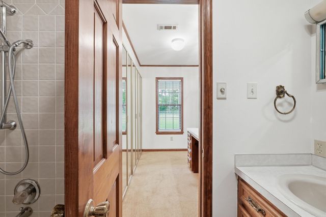 38 Garrett Lane, Greenbrier, AR 72058