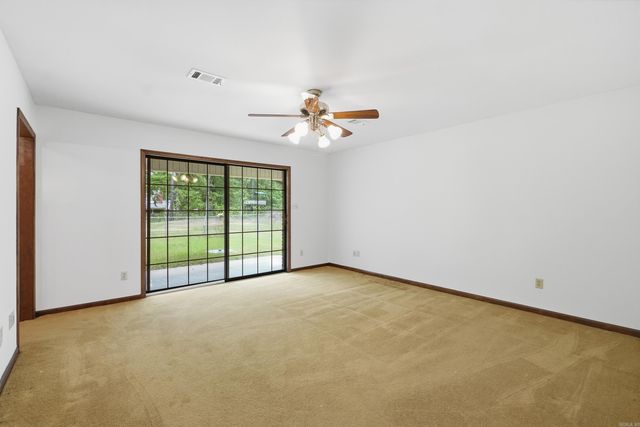 38 Garrett Lane, Greenbrier, AR 72058