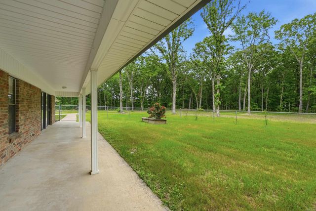 38 Garrett Lane, Greenbrier, AR 72058