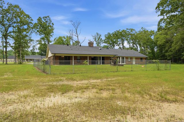 38 Garrett Lane, Greenbrier, AR 72058