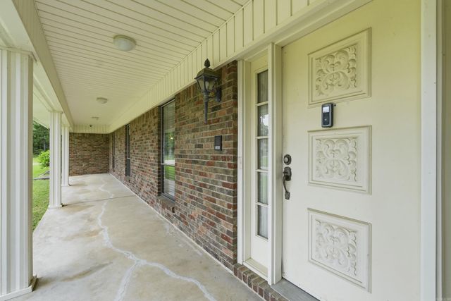 38 Garrett Lane, Greenbrier, AR 72058