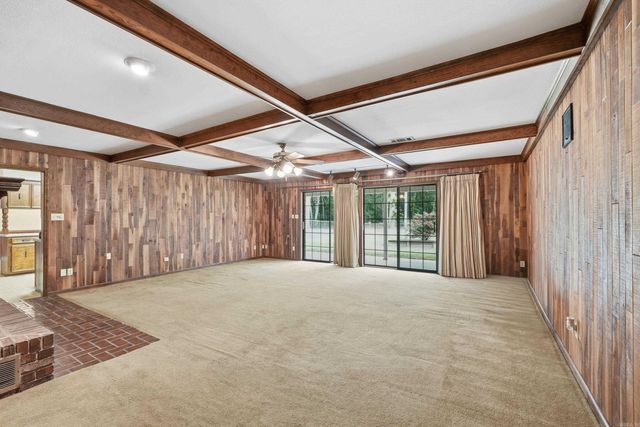 38 Garrett Lane, Greenbrier, AR 72058