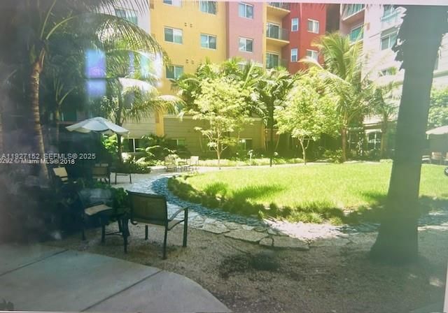 6001 SW 70th St 419, South Miami, FL 33143