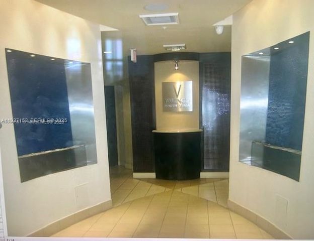 6001 SW 70th St 419, South Miami, FL 33143