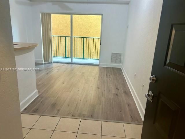 6001 SW 70th St 419, South Miami, FL 33143