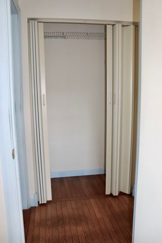 38 Walker St 12, Lowell, MA 01854