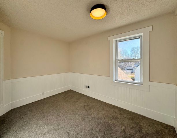 420 D Street NE, Brainerd, MN 56401