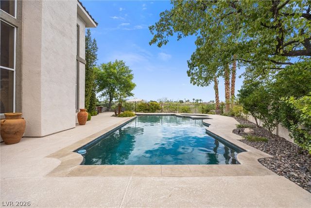 8904 Tavistock Court, Las Vegas, NV 89134