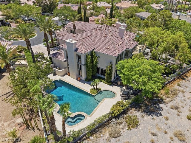 8904 Tavistock Court, Las Vegas, NV 89134