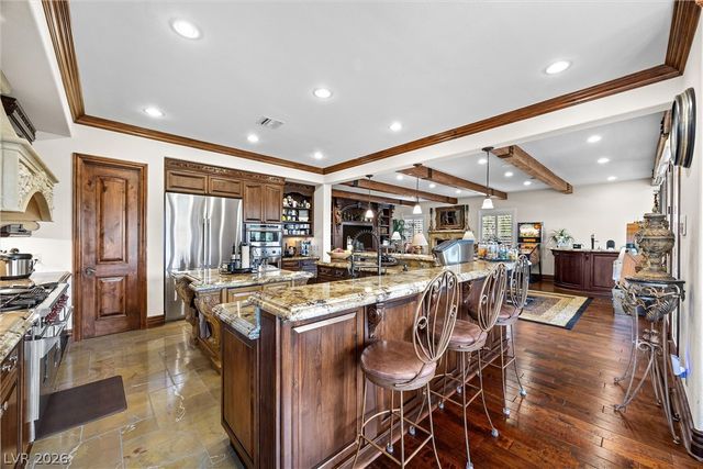 8904 Tavistock Court, Las Vegas, NV 89134