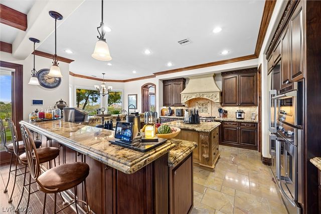8904 Tavistock Court, Las Vegas, NV 89134