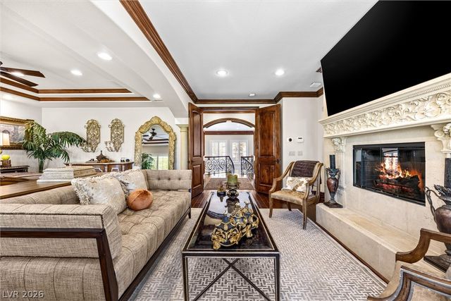 8904 Tavistock Court, Las Vegas, NV 89134