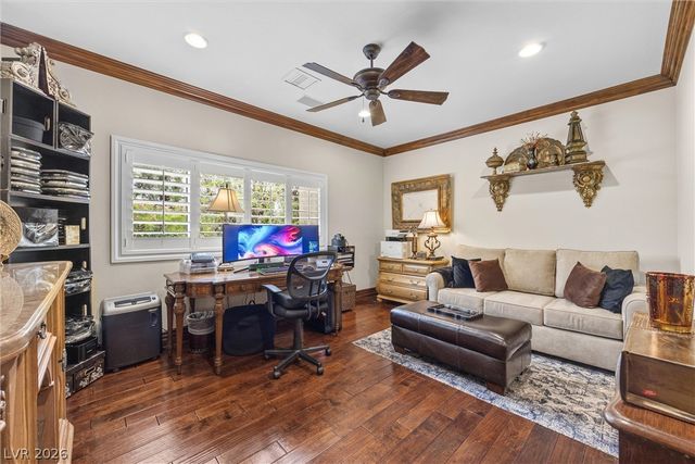 8904 Tavistock Court, Las Vegas, NV 89134