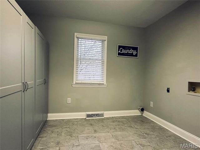 17 Kathryn Drive, St James, MO 65559