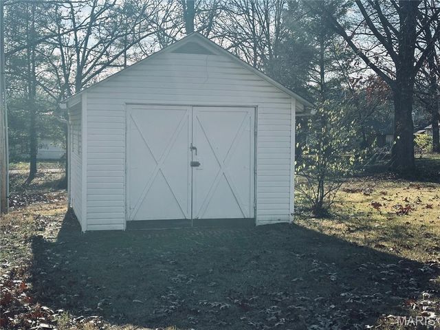 17 Kathryn Drive, St James, MO 65559