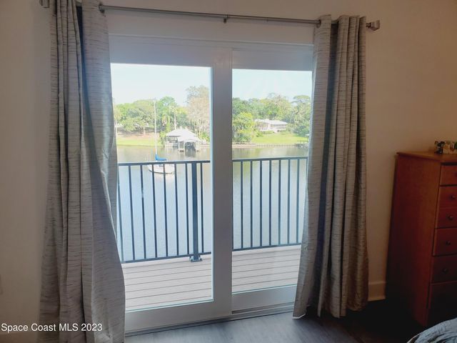 933 Paddleboard Court, Melbourne, FL 32935