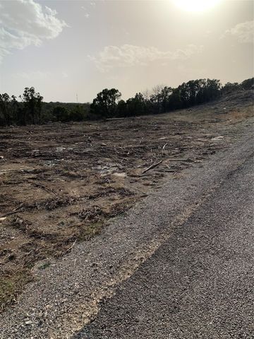 1301 ridgeview Circle, Granbury, TX 76048