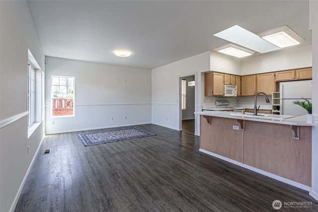 14429 Riverwalk Drive E, Sumner, WA 98390